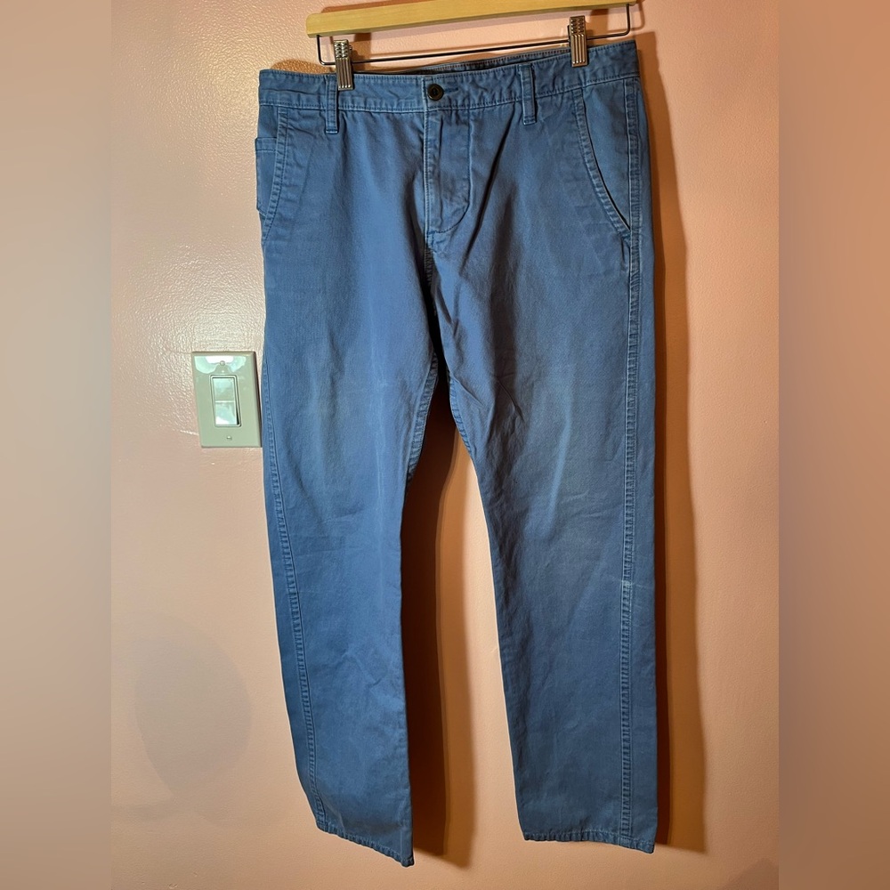 Dockers Men's Classic Blue Chinos